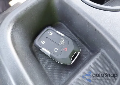 2020 Chevrolet Silverado 1500 4Wd Standard Bed Rst from USA, damaged, VIN 1GCRYEEKXLZ319669